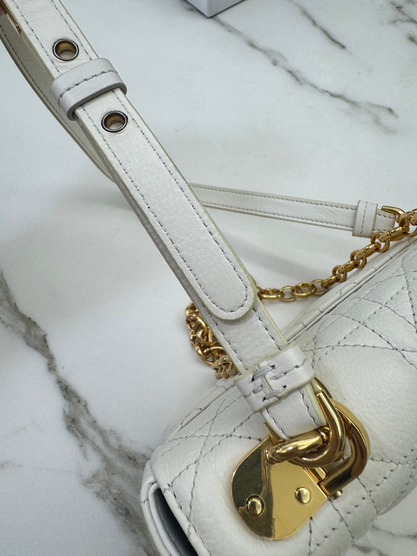 DIOR Caro Small 白色