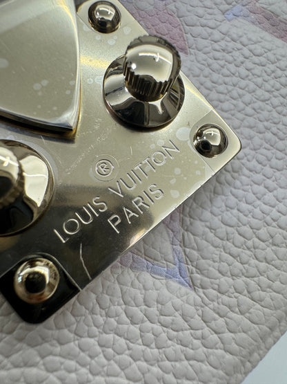 LV Pochette Metis East-West 漸變紫