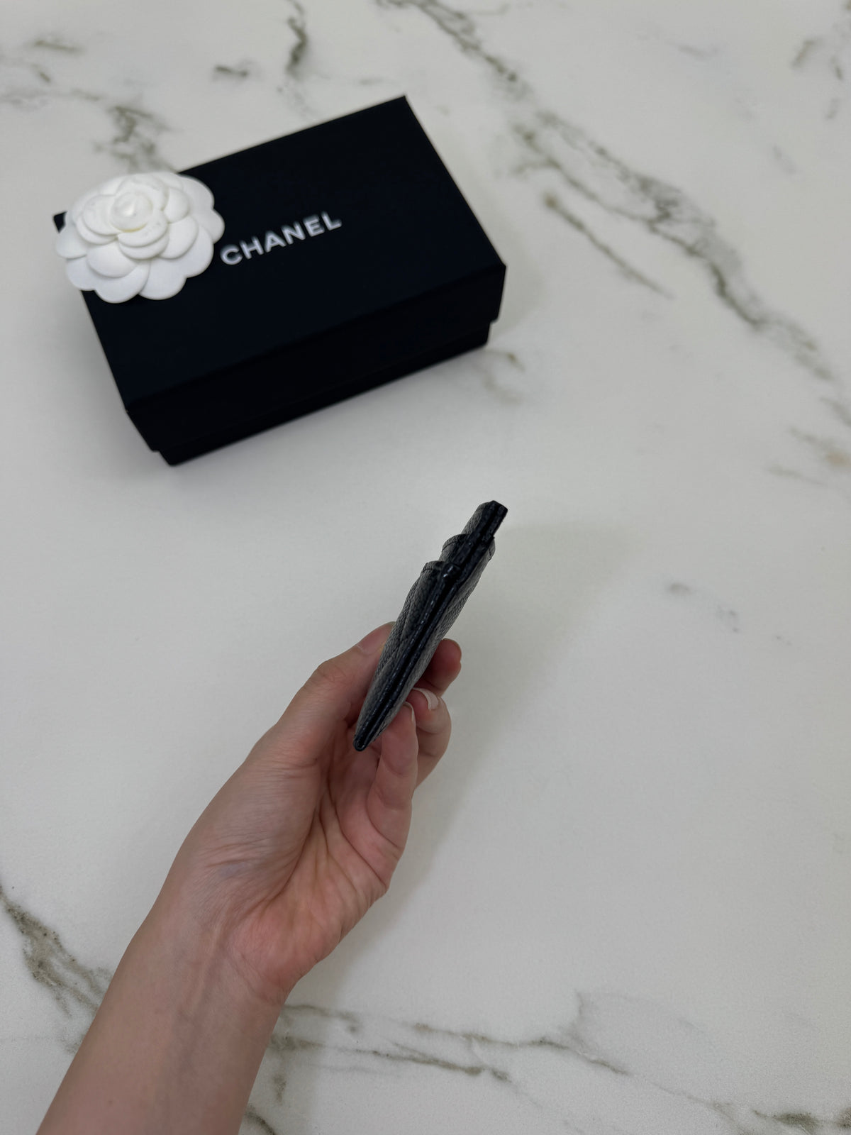 CHANEL 一片式卡包 黑銀牛