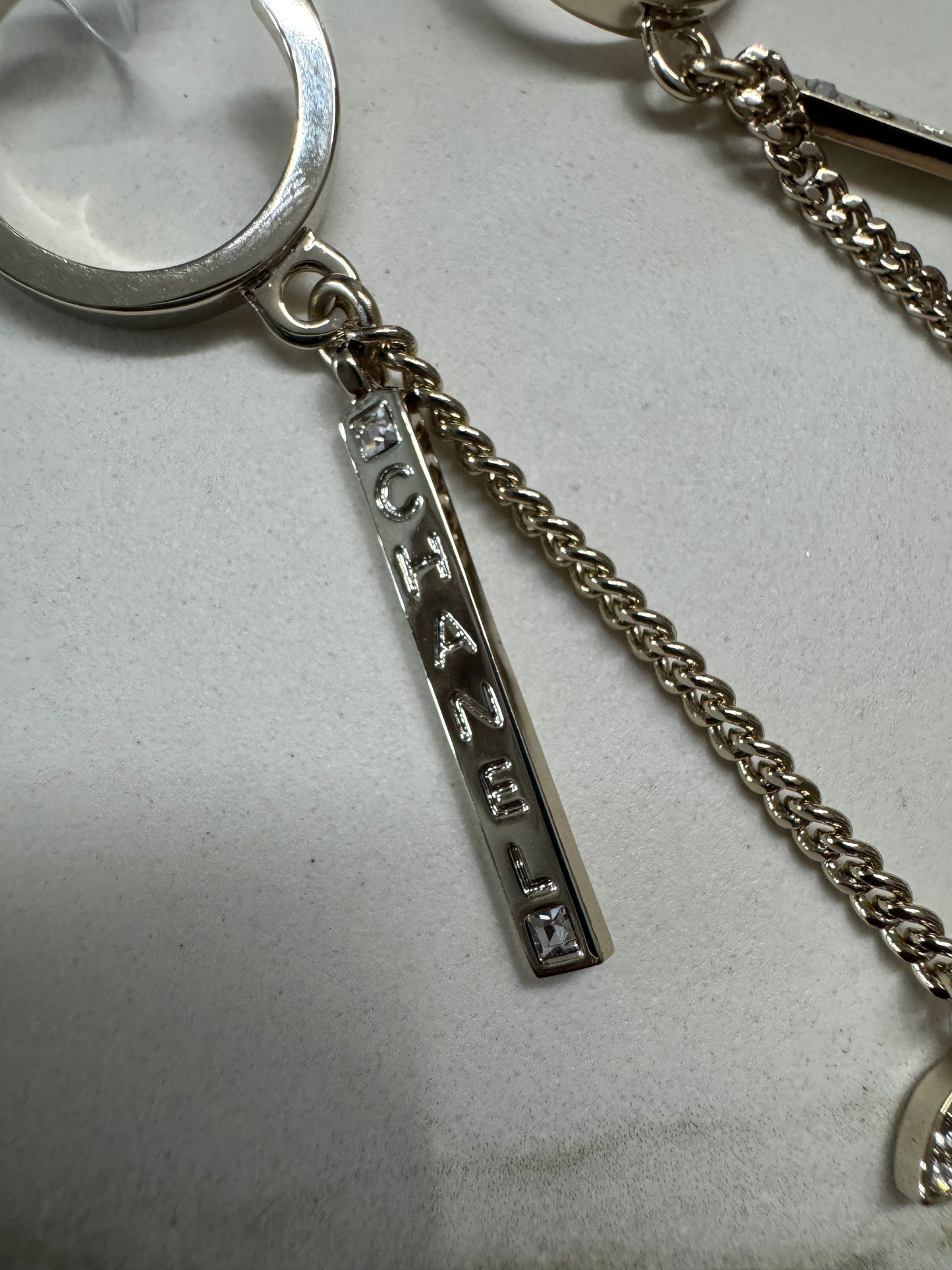 CHANEL 21P 淺金色流蘇耳環