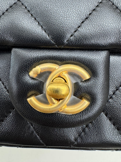 CHANEL 25P 愛心金球羊皮 黑色