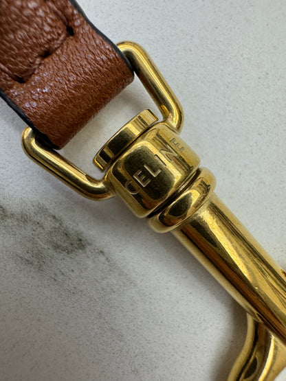 CELINE Soft Triomphe Half Moon 焦糖棕