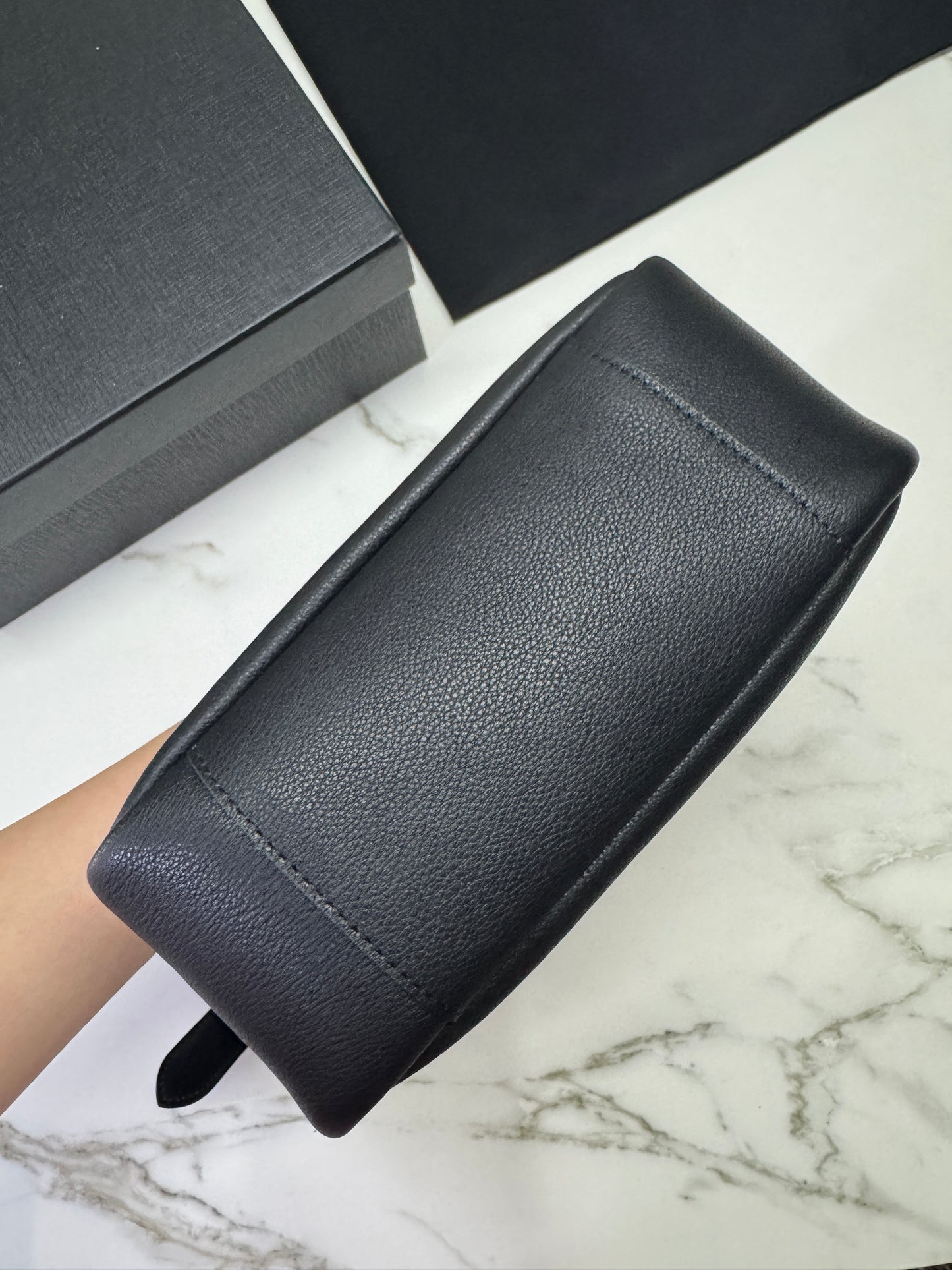 YSL LE 5 A 7 Hobo Small Black