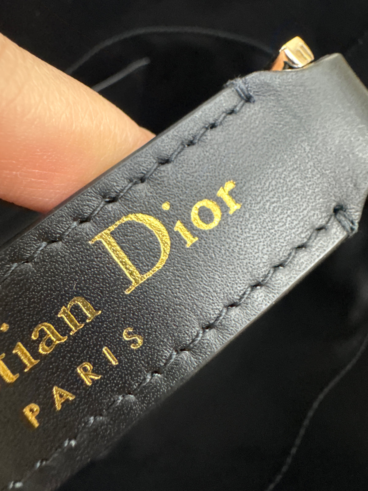 DIOR Toujours Vertical Small Black