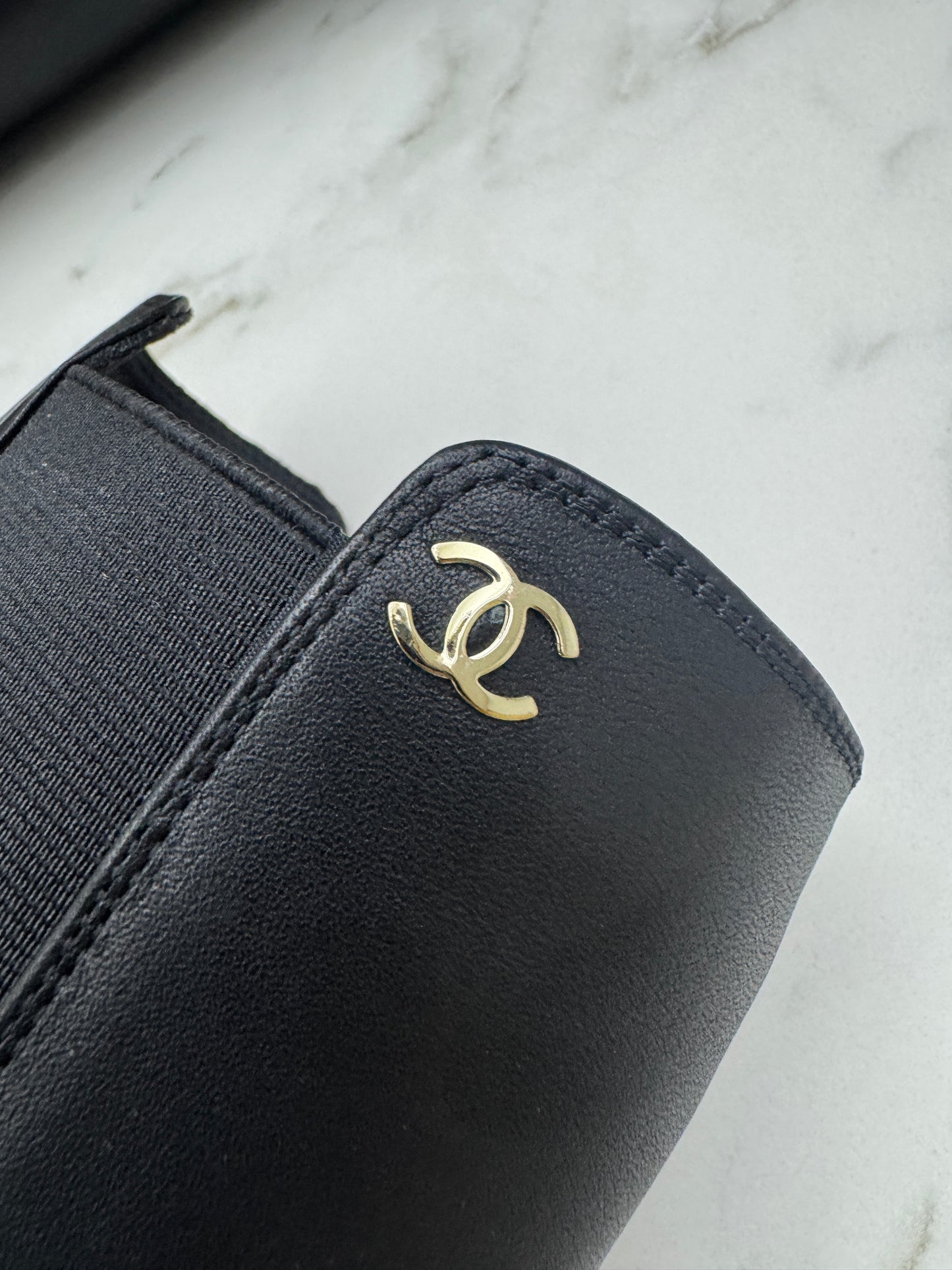 CHANEL 24B 切爾西長靴