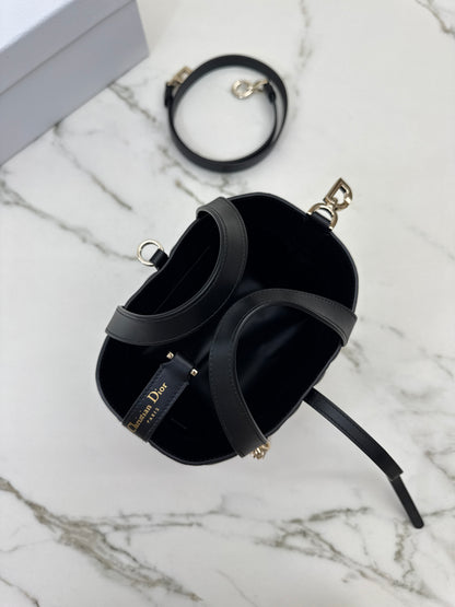 DIOR Toujours Vertical Small Black