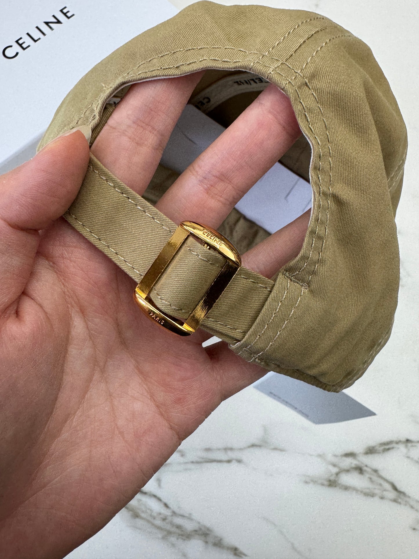 CELINE 凱旋門鴨舌帽 卡其色