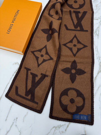 LV Sweet Dreams Scarf M77379 Marron