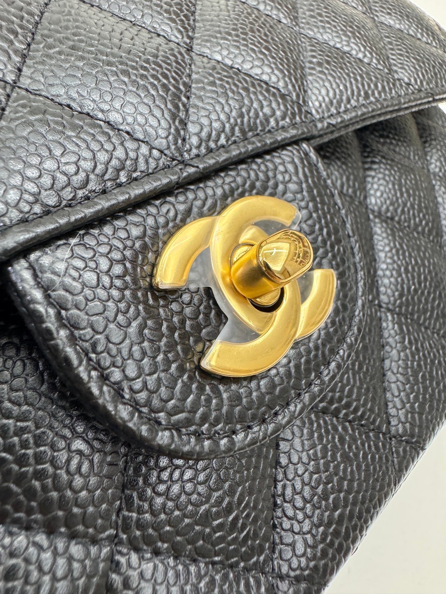 CHANEL CF23 黑金牛 CF Small
