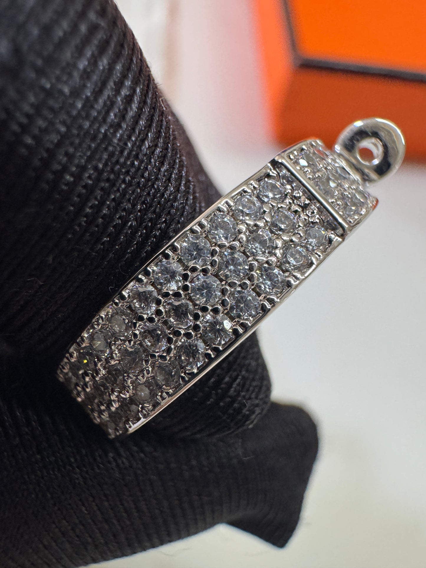 HERMES Kelly 滿鑽戒指 白金色