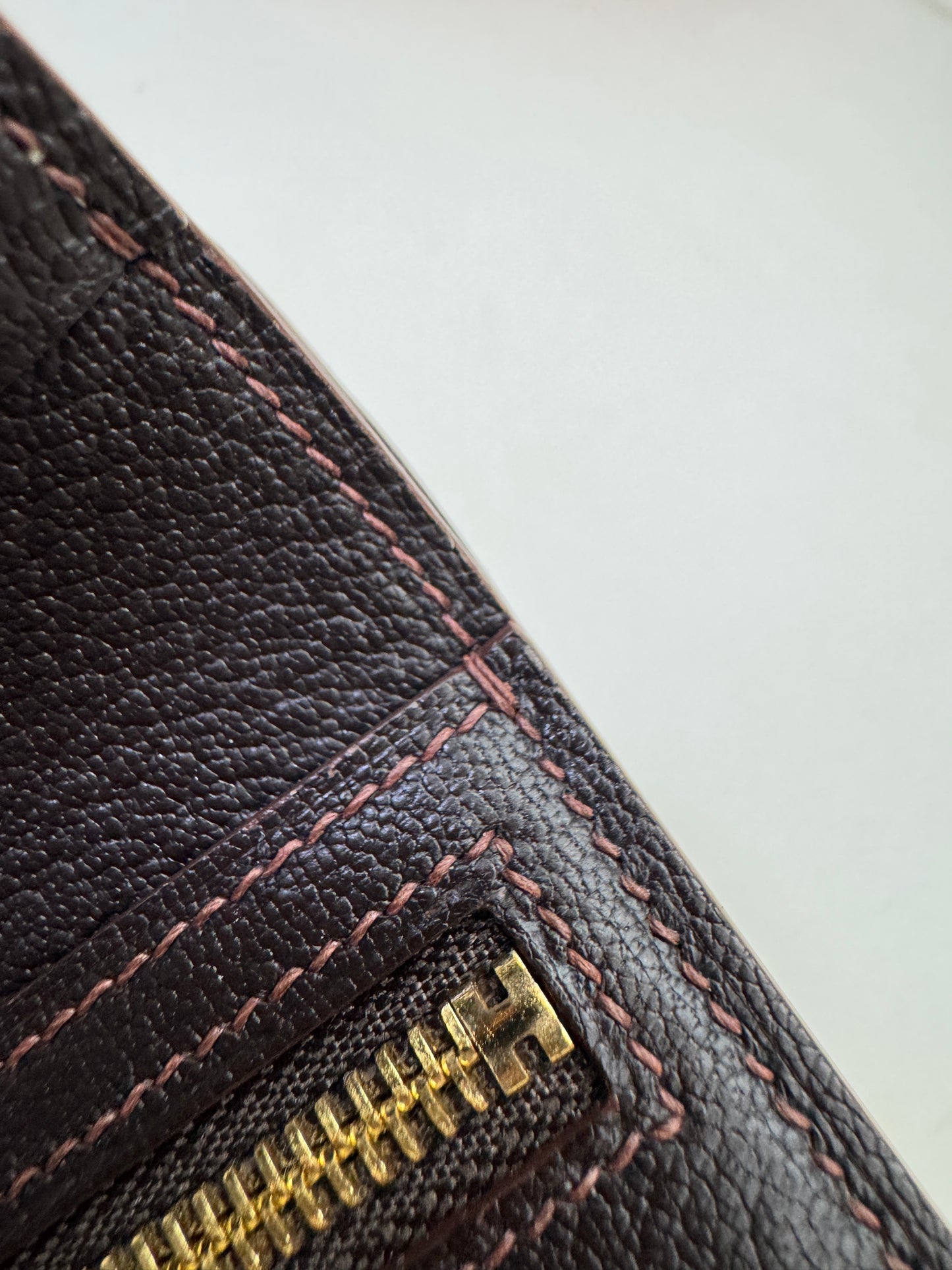 HERMES Bearn Wallet 亮面灣鱷 巧克力色 金扣 Porosus Crocodile Chocolate GHW