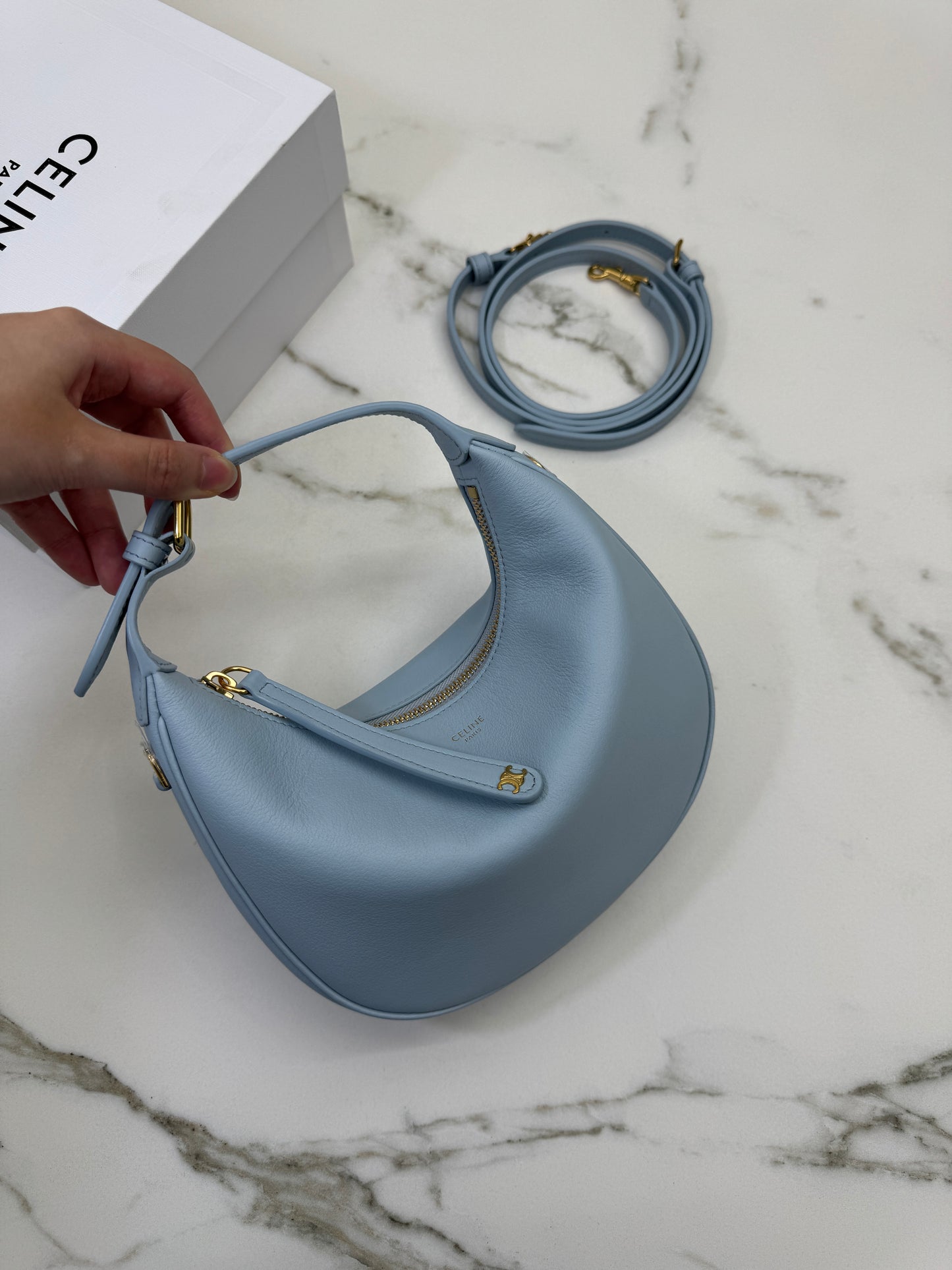 CELINE Teen Lulu 粉藍色