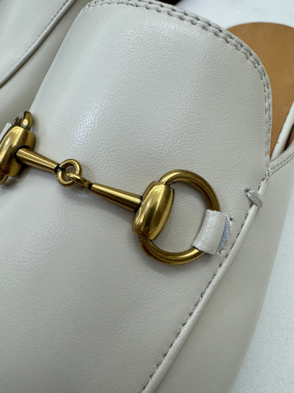 GUCCI 奶白色半拖