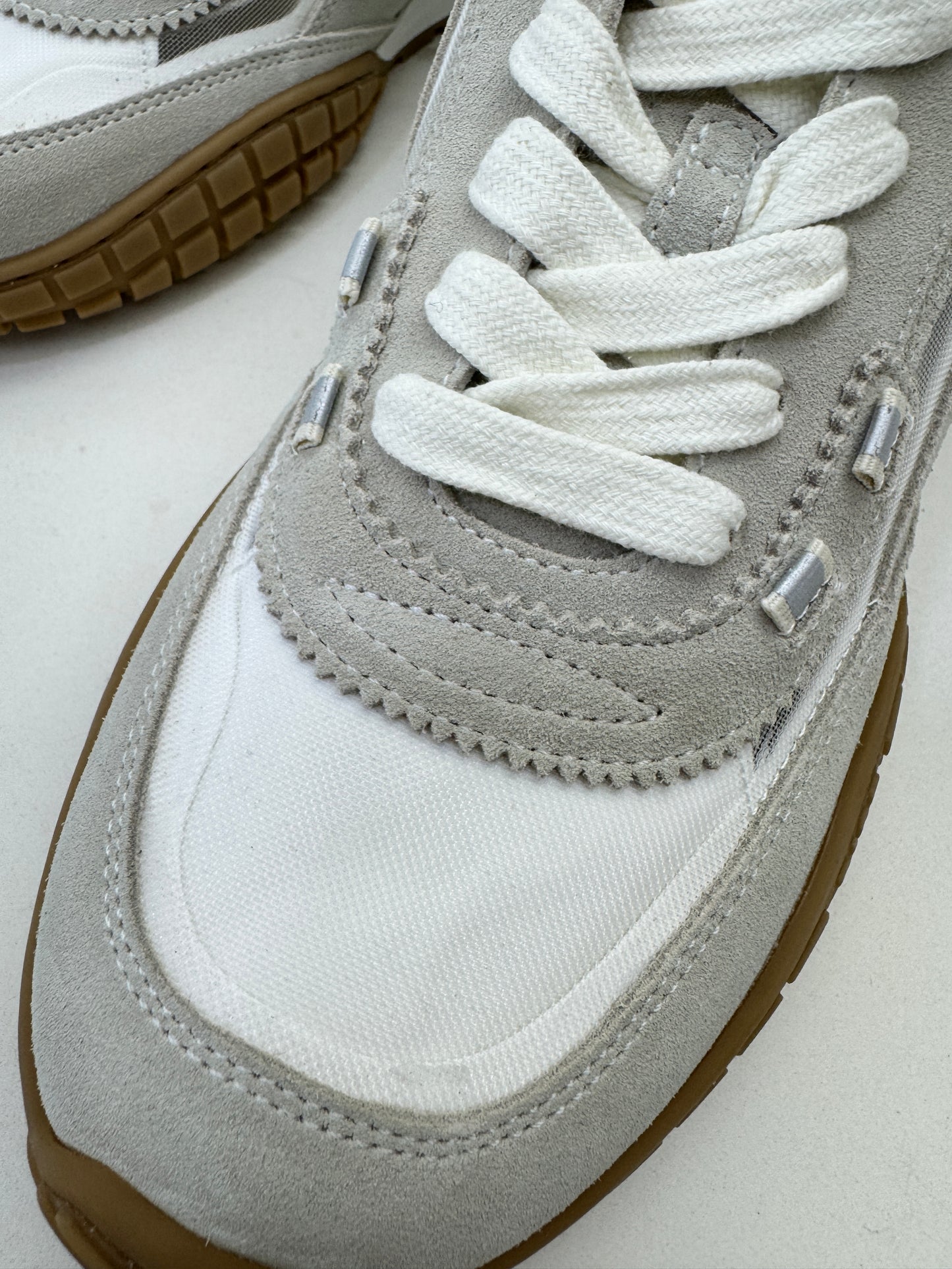 DIOR Tech 網紗運動鞋