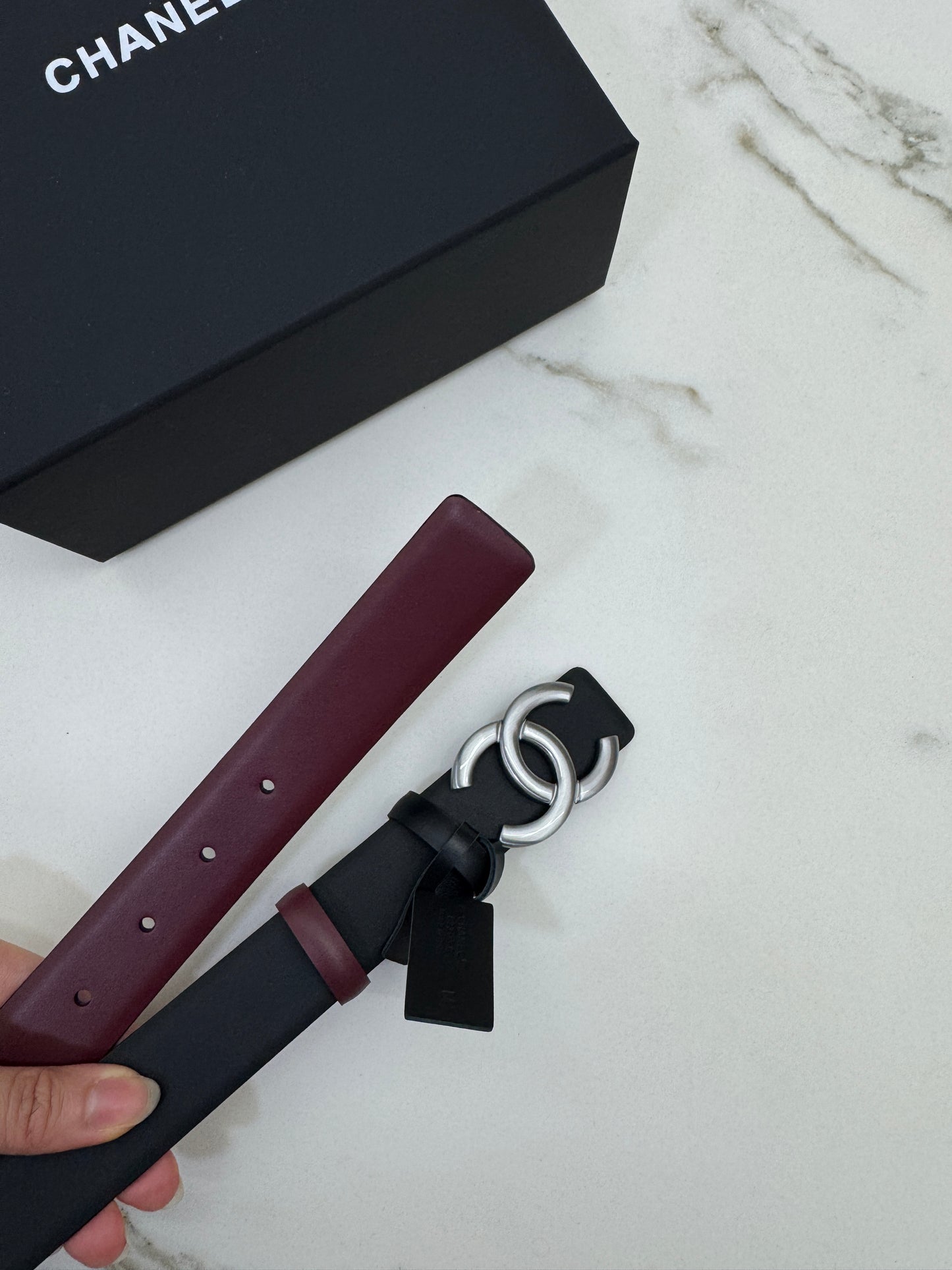 CHANEL 雙面皮帶 黑拼酒紅 銀扣