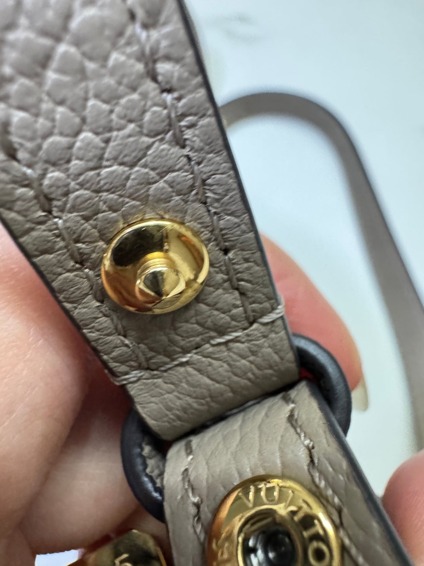 LV Pochette Metis 大象灰