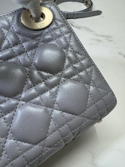 DIOR Lady Dior Mini 珠光灰