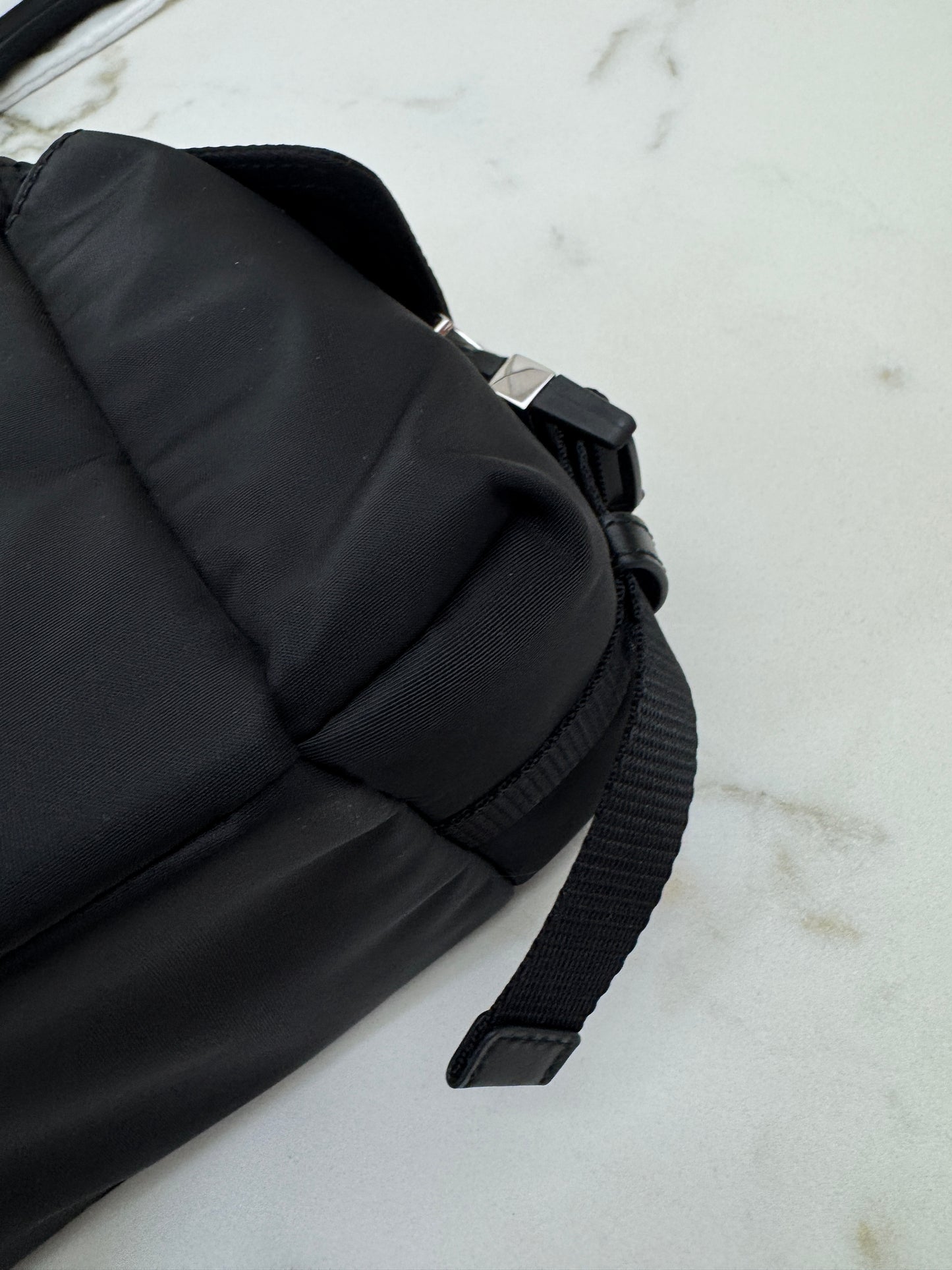 PRADA Explore 男裝 Re-nylon