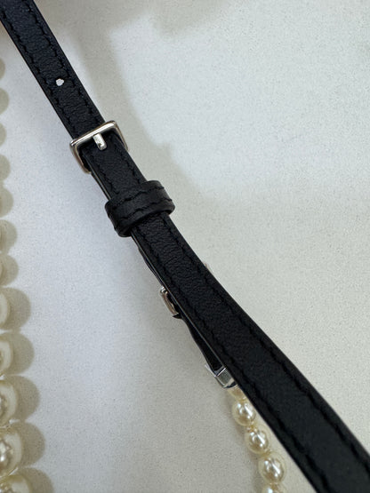 MIU MIU 珍珠皮帶項鏈 Choker