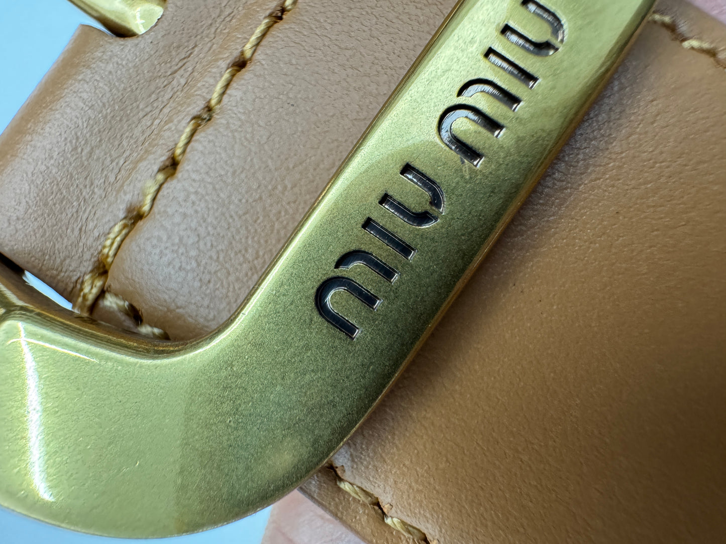 MIU MIU 皮帶 淺棕色金扣