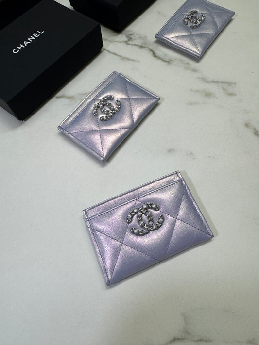 CHANEL 19卡包 22P人魚姬幻彩紫