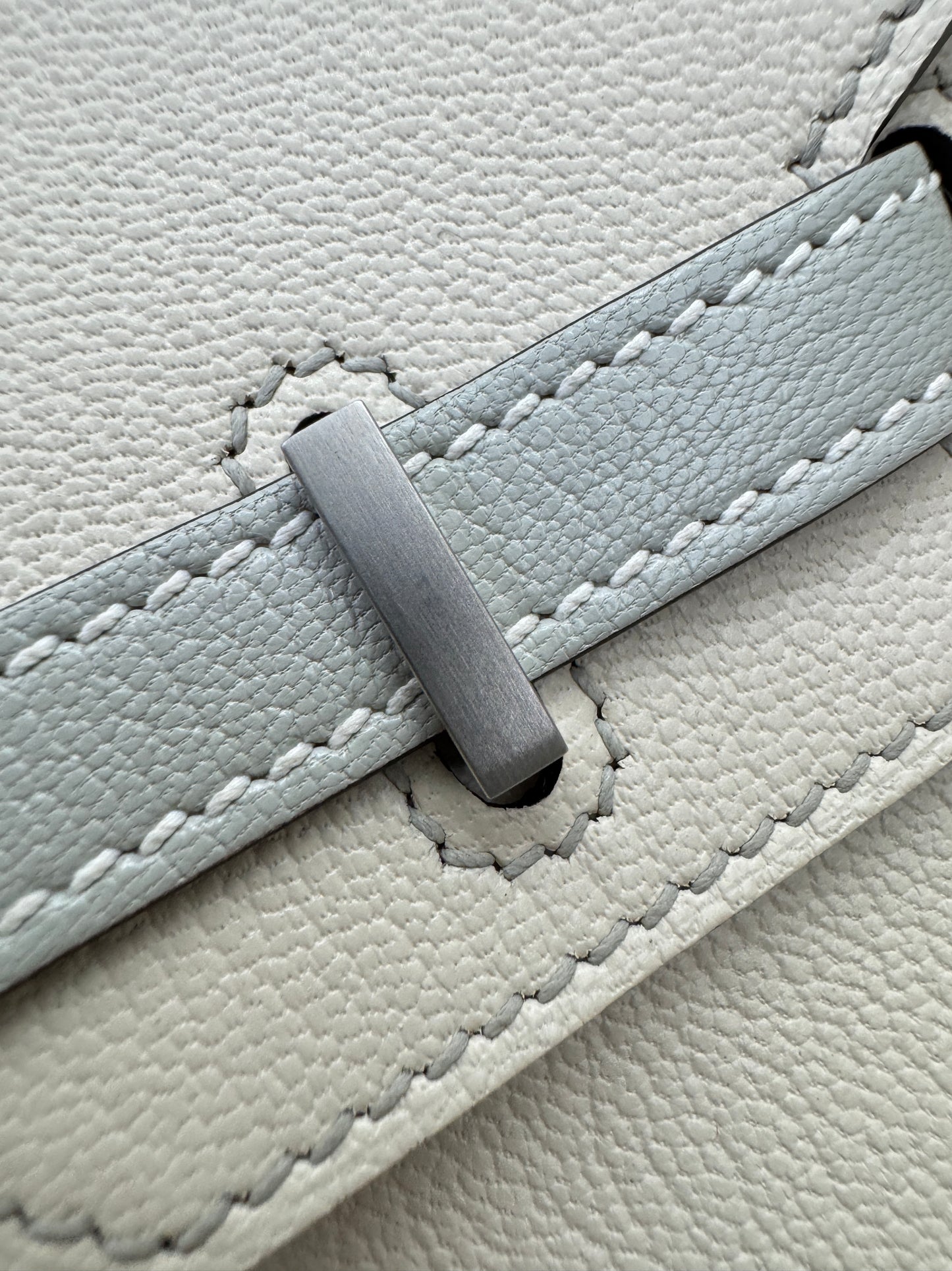 HERMES Birkin 25 SO 奶昔白拼珍珠灰 山羊皮 拉絲銀扣