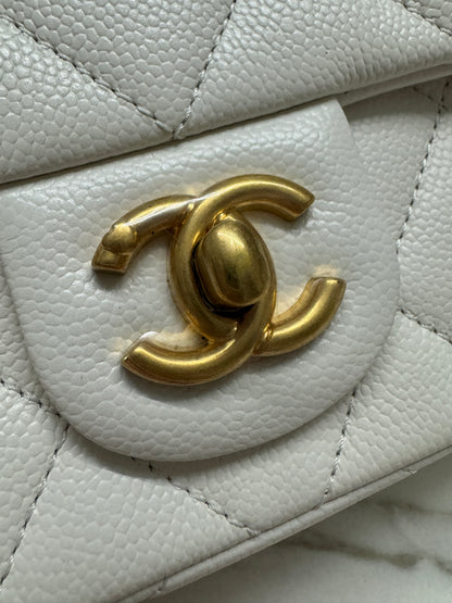 CHANEL 24P 愛心金球 白色 20cm 中號