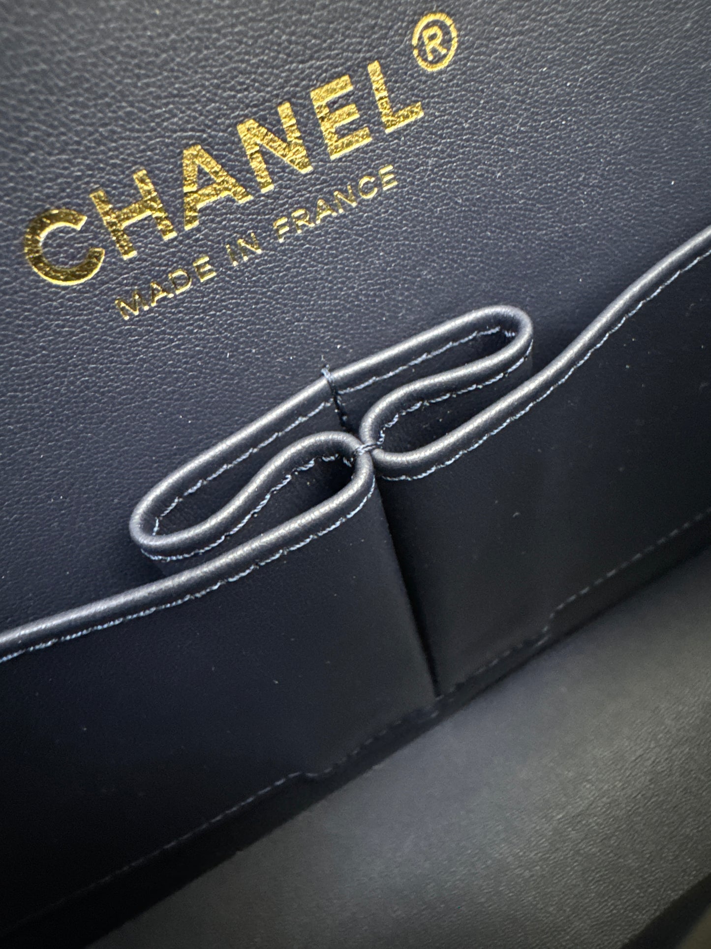 CHANEL 26P深藍牛仔 CF25 Medium