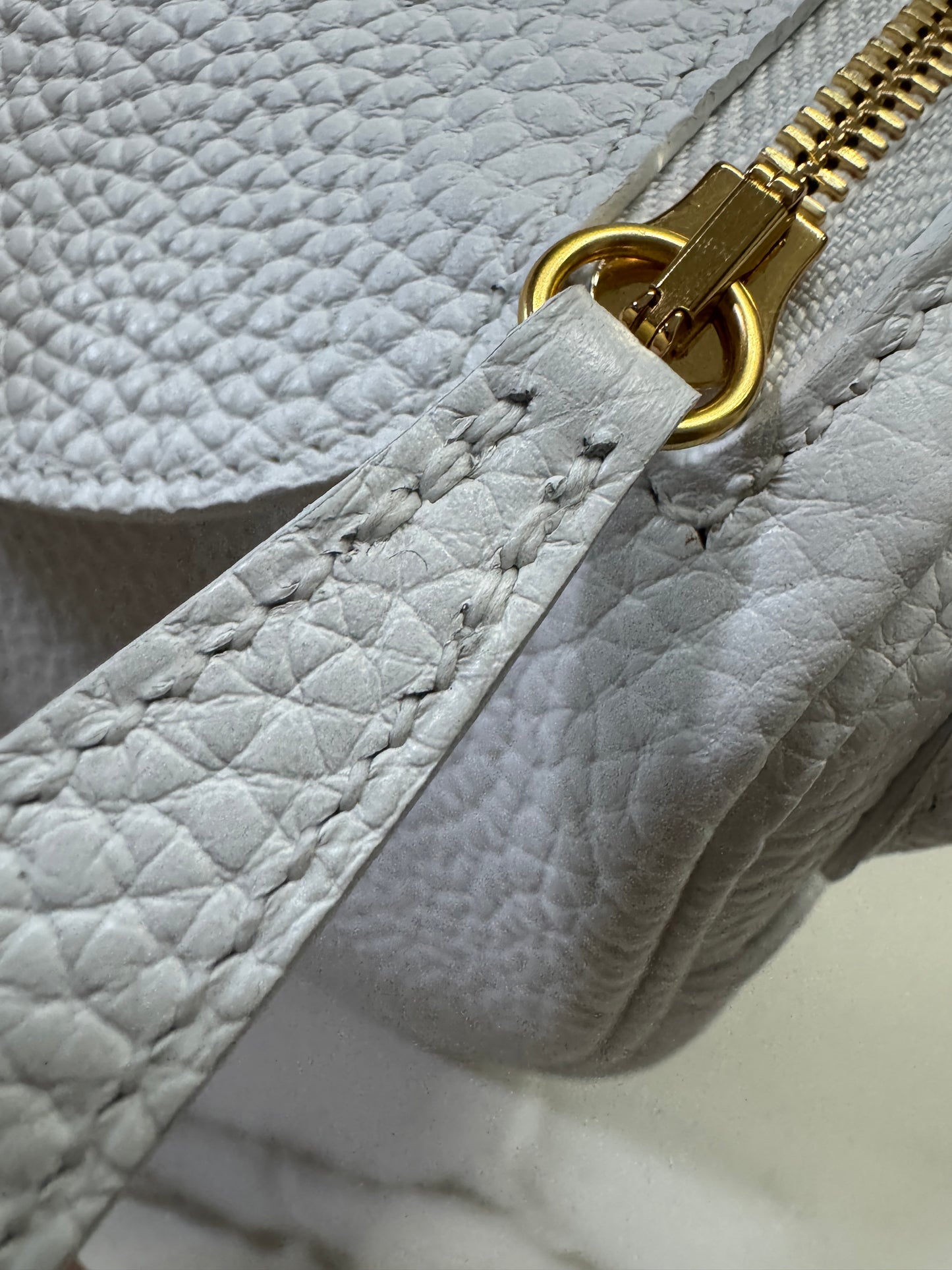 HERMES Mini Lindy II 純白色TC 金扣 GHW