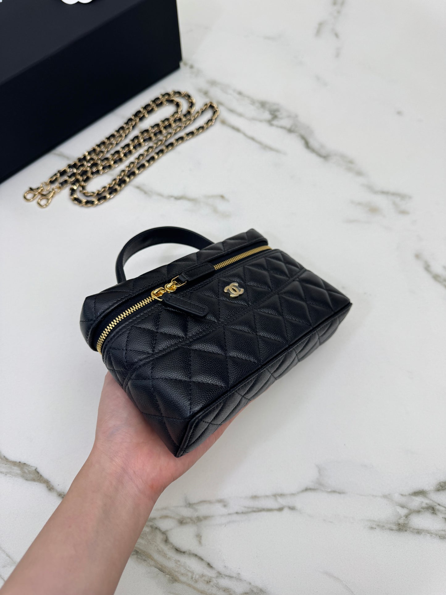 CHANEL 26B 新版腰線LP盒子包 Vanity