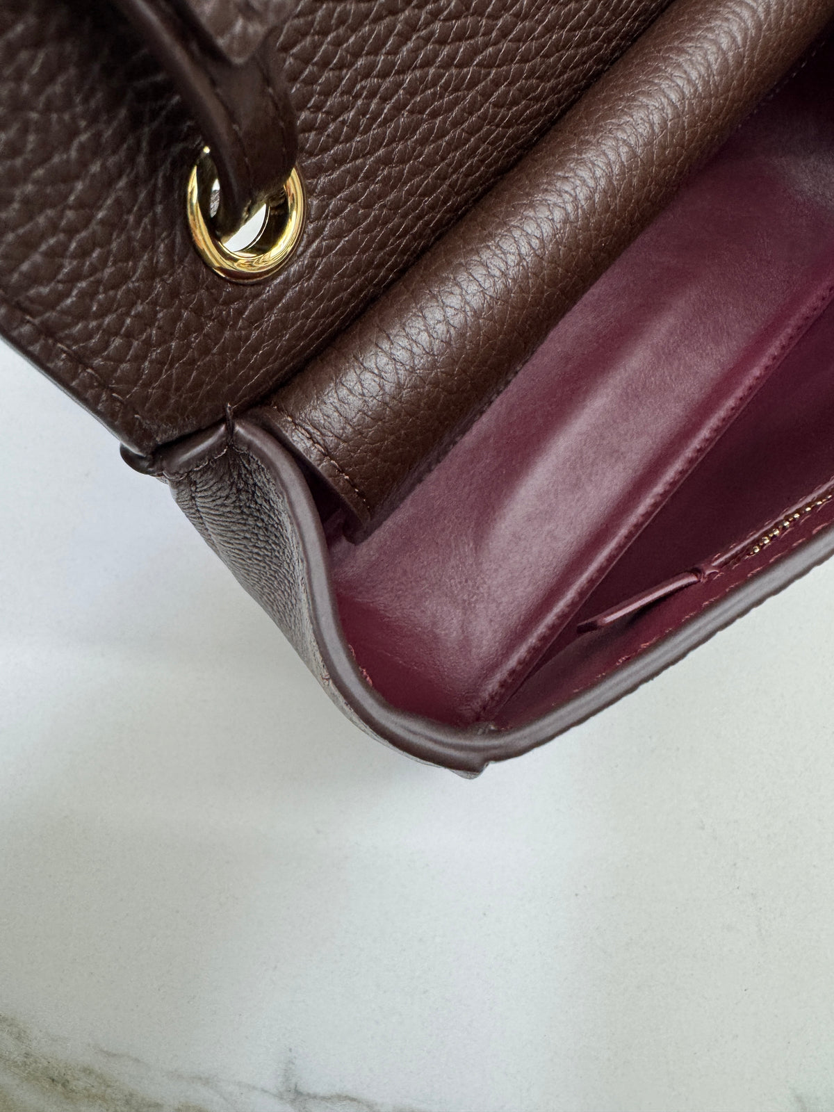 CHANEL Mini Maxi Flap 巧克力色