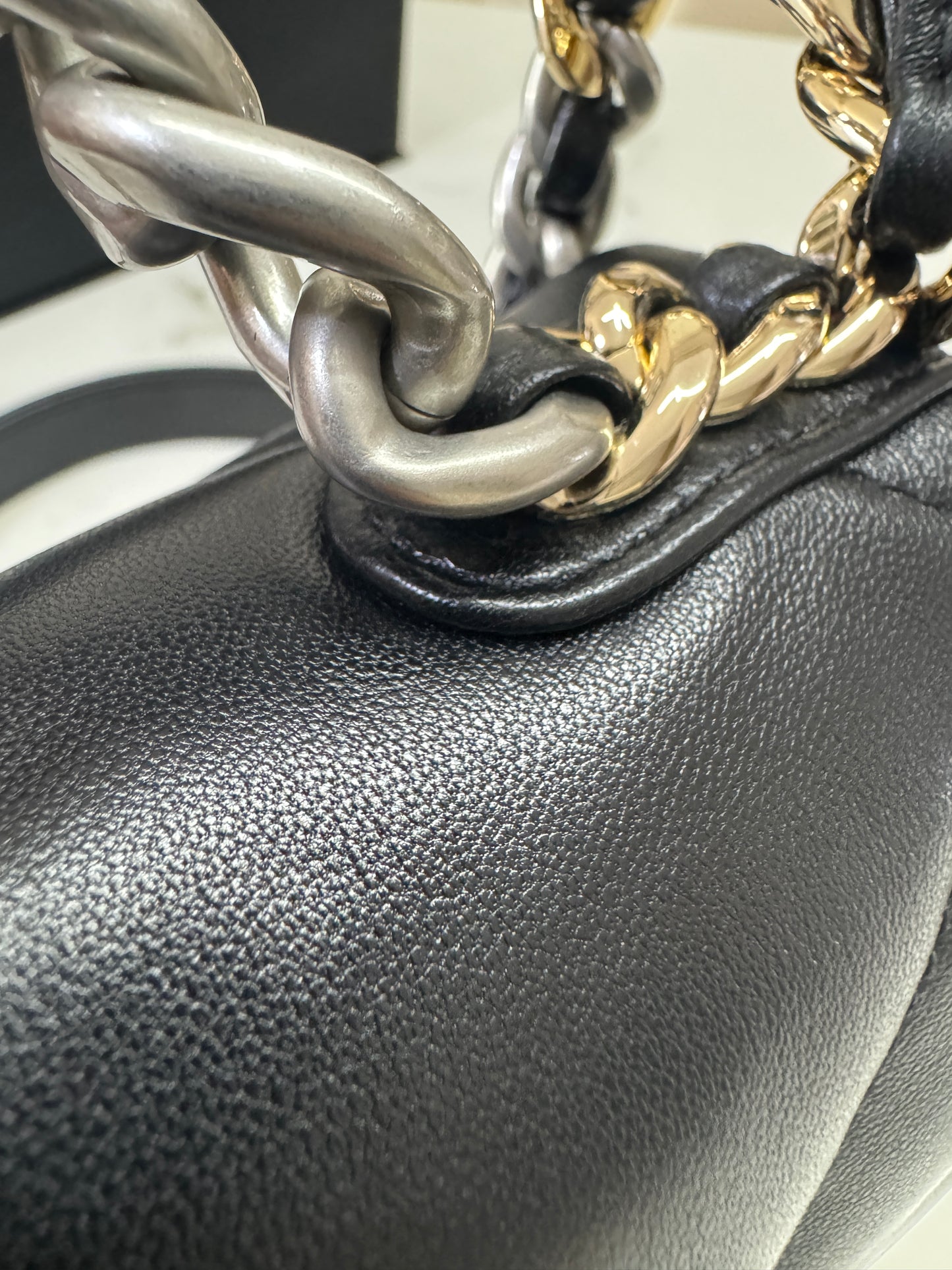 CHANEL 19Bag 黑銀 Small