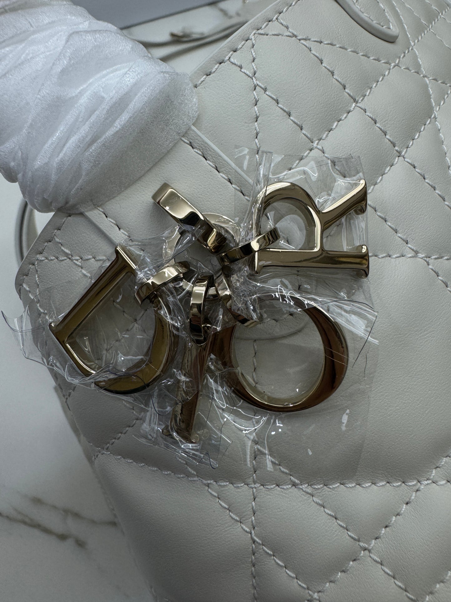 DIOR Toujours Small 白色