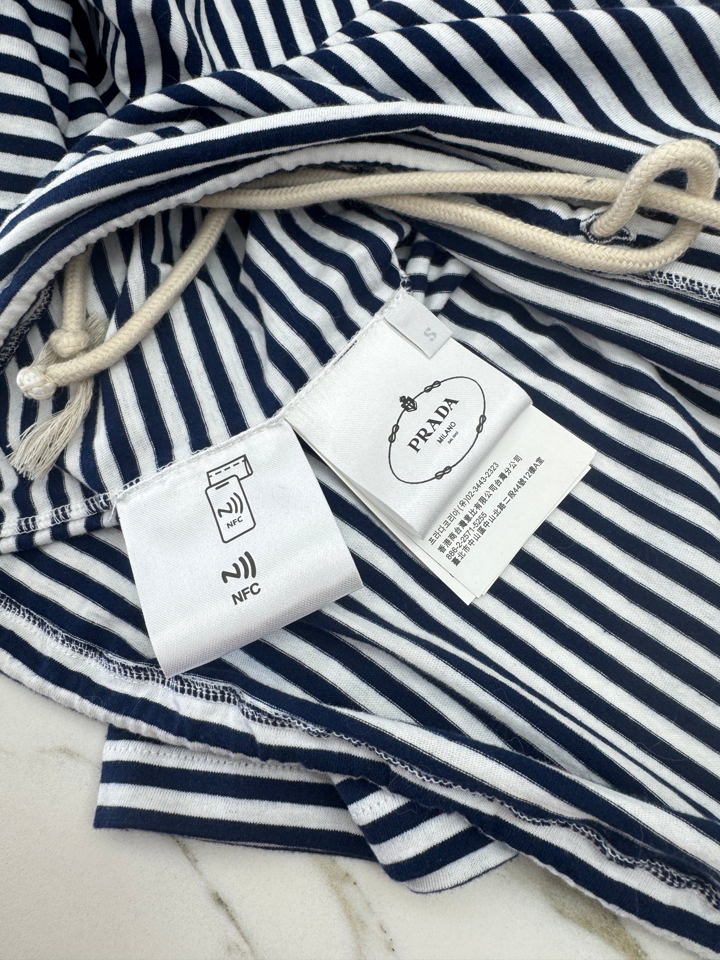 PRADA 條紋抽繩短款上衣 Cropped Top