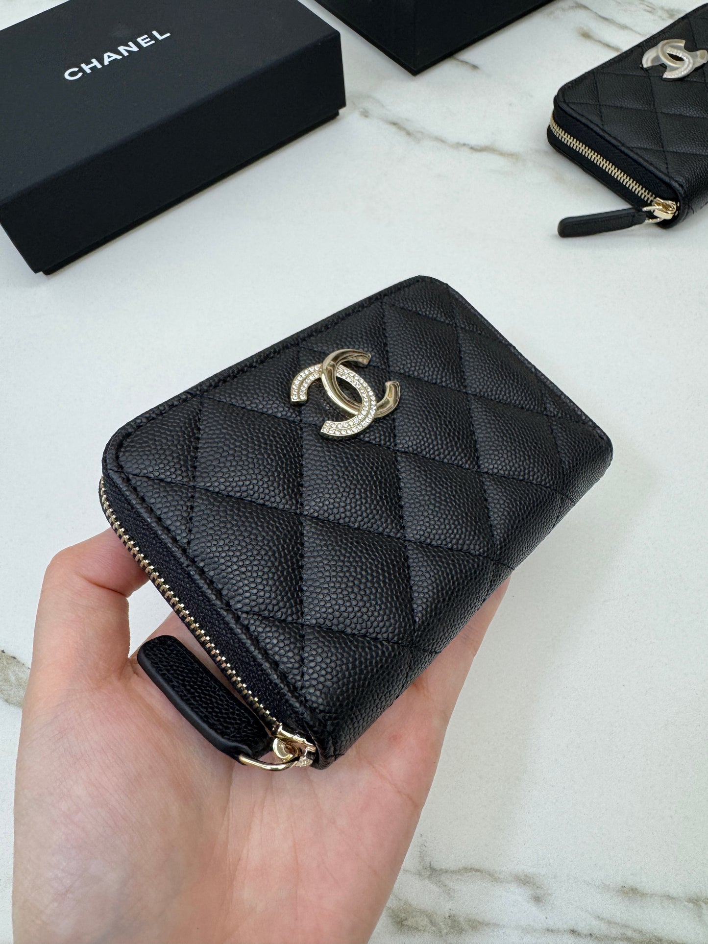 CHANEL 24B半鑽扣 加大零錢包 可放對摺紙幣