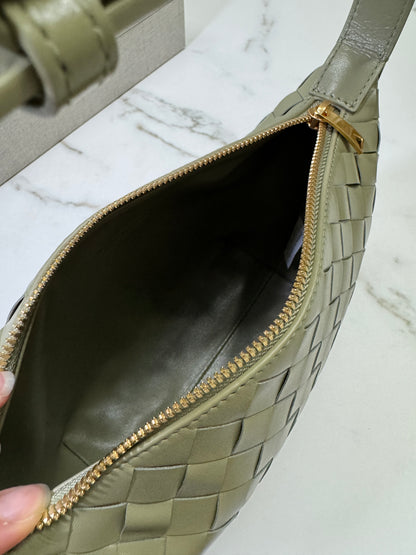 BV Wallace Travertine 洞石綠