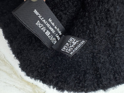 CHANEL Beanie & Scarf 糯米條針織冷帽 圍巾