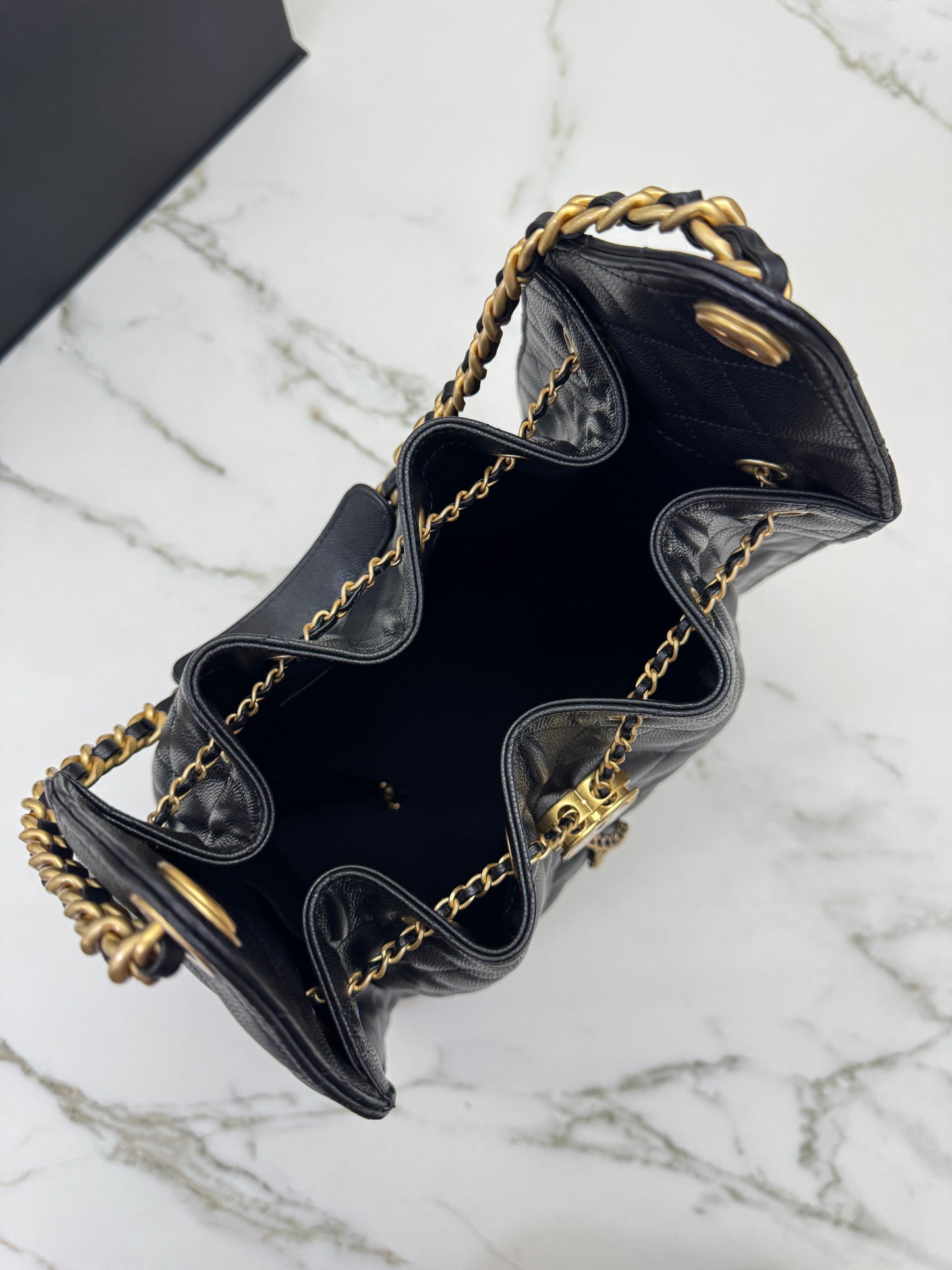 CHANEL 25Bag Medium 黑色荔枝皮