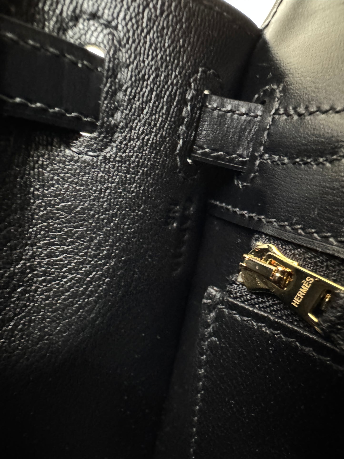 HERMES Kelly 25 黑色外縫金扣 Box Leather Sellier Noir GHW