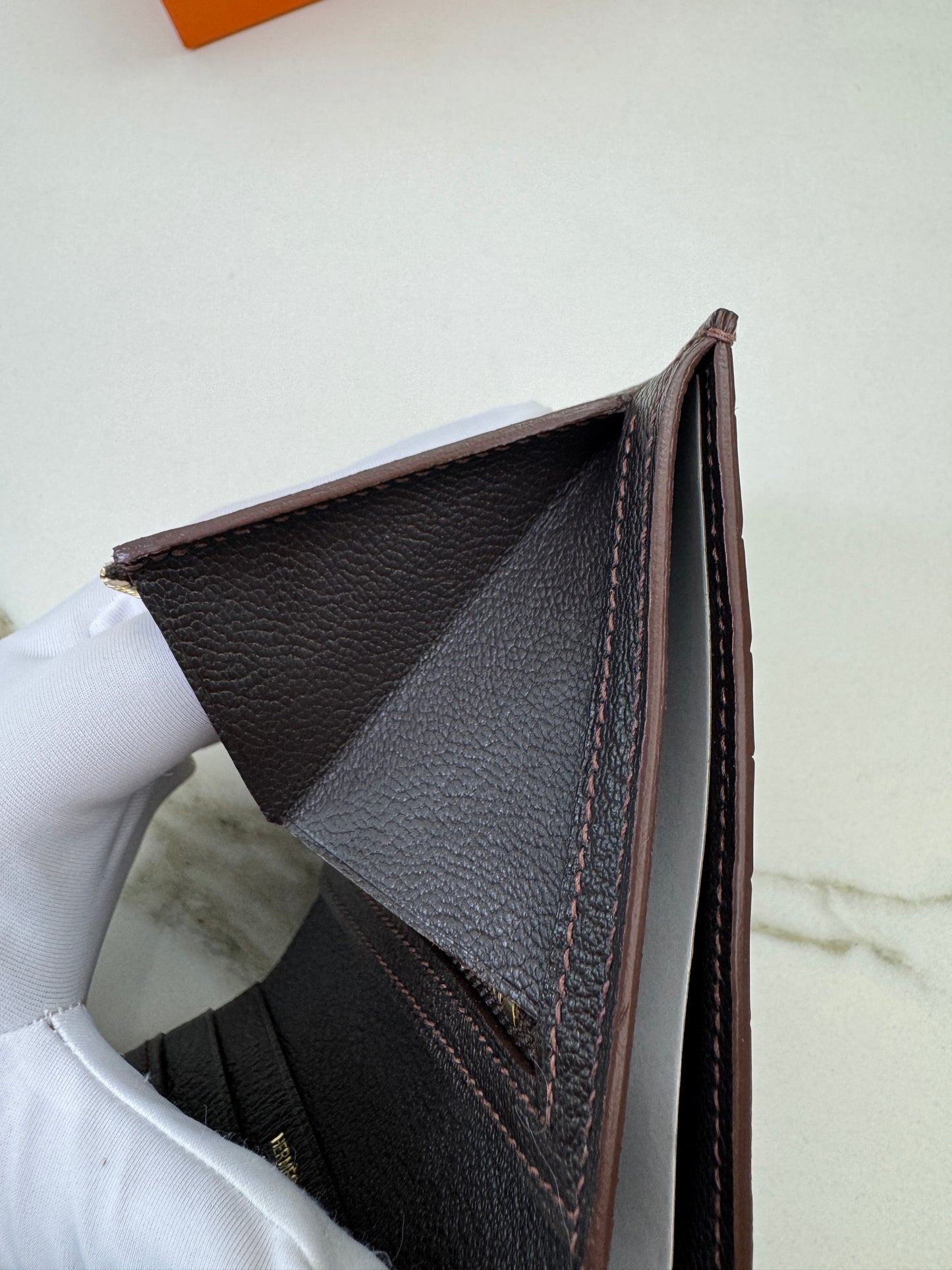 HERMES Bearn Wallet 亮面灣鱷 巧克力色 金扣 Porosus Crocodile Chocolate GHW