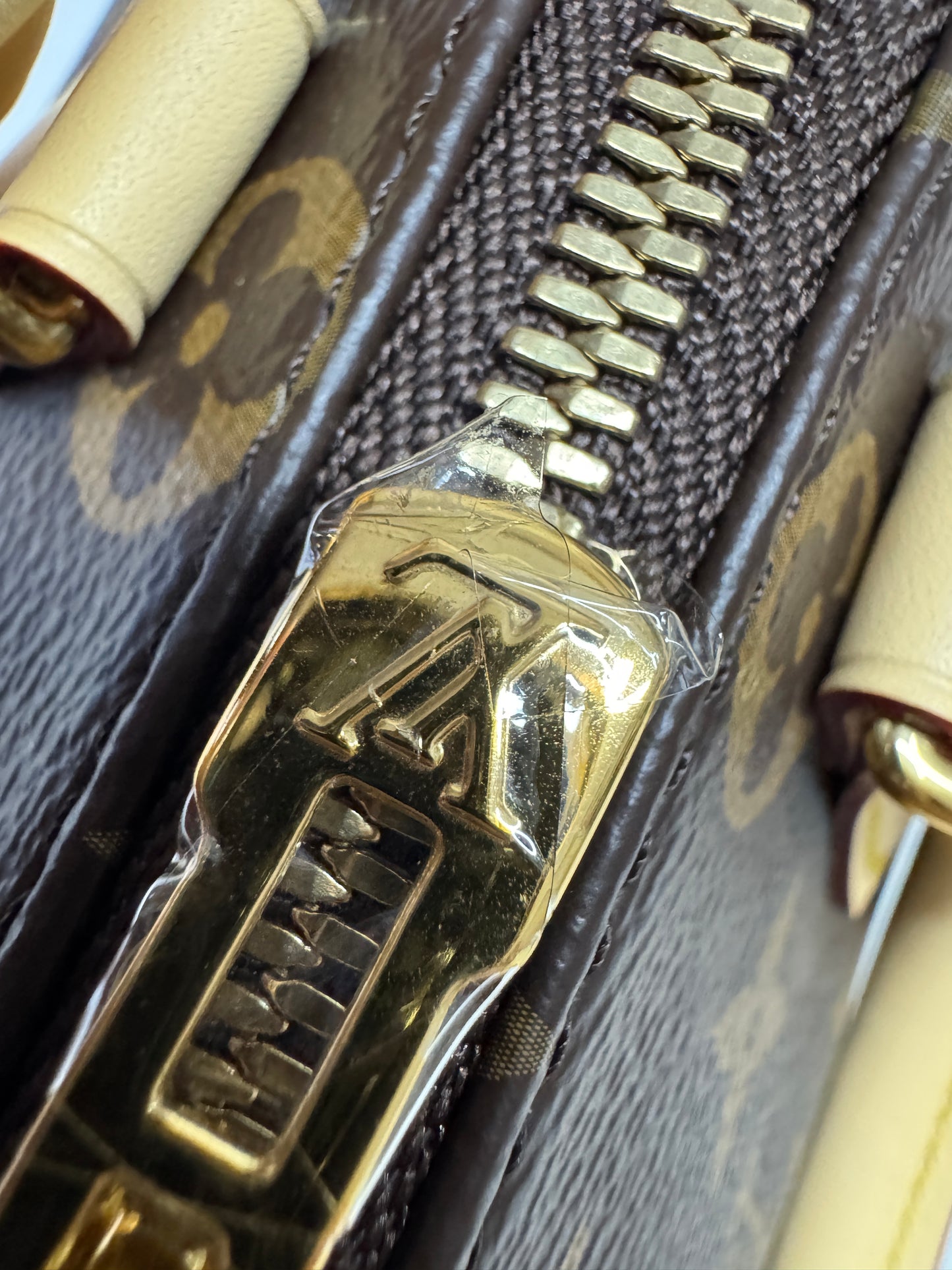 LV Speedy 20 粉橙色肩帶