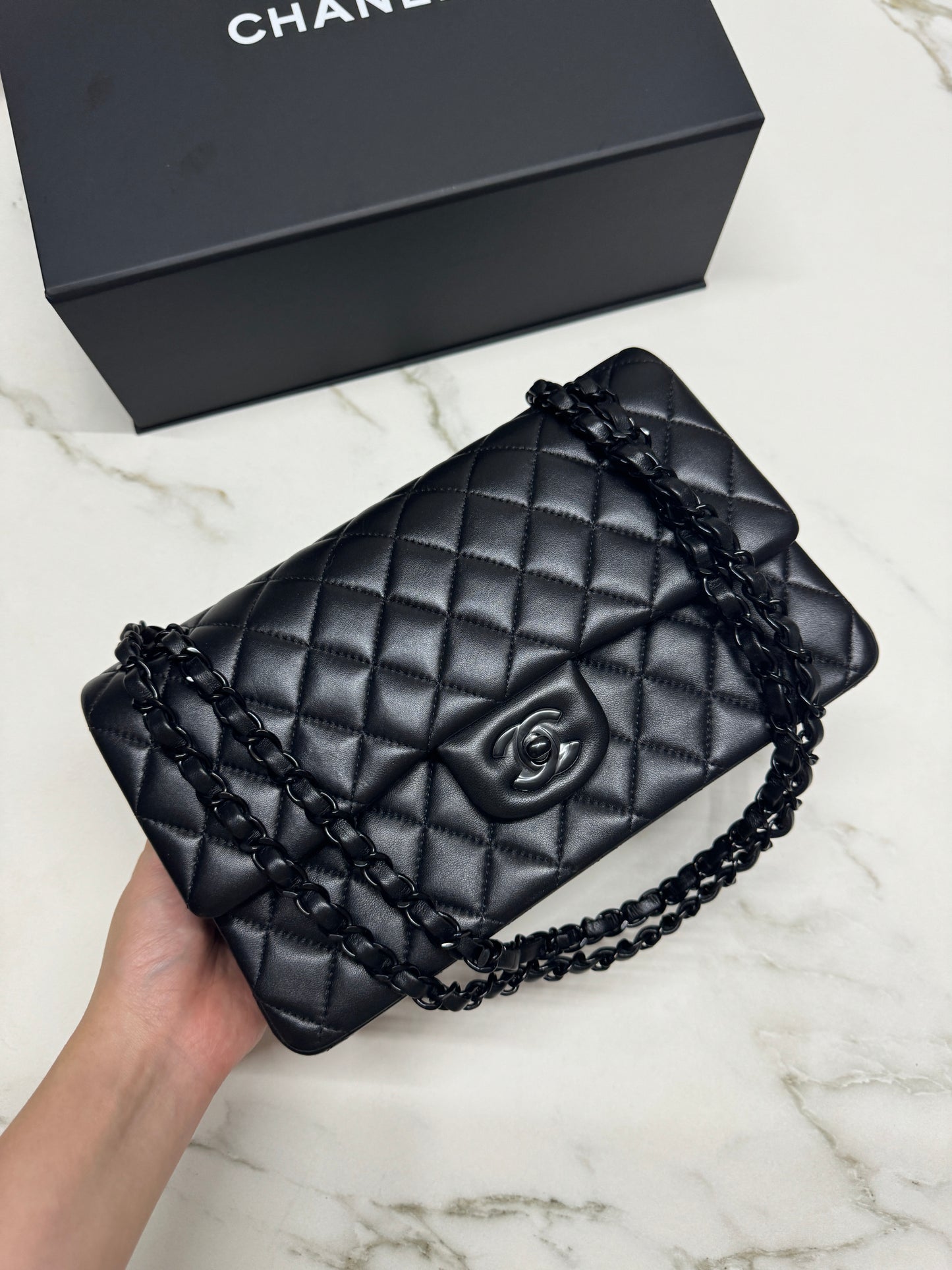 CHANEL CF25 so black 閃粉黑/珠光黑 羊皮 Classic Flap Medium