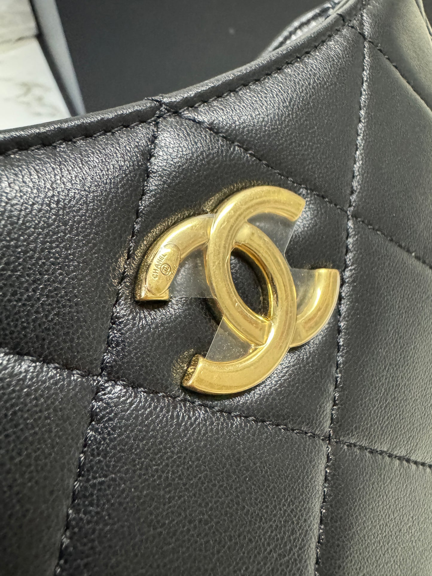 CHANEL 24K Hobo 雙C粗鏈 羊皮