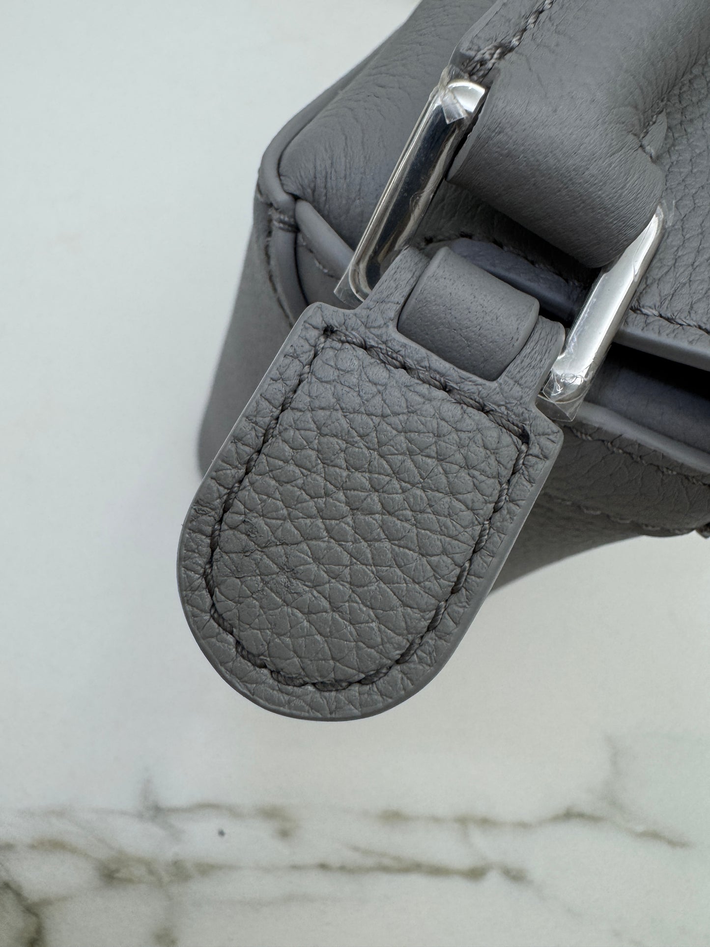 LOEWE Mini Puzzle 珍珠灰