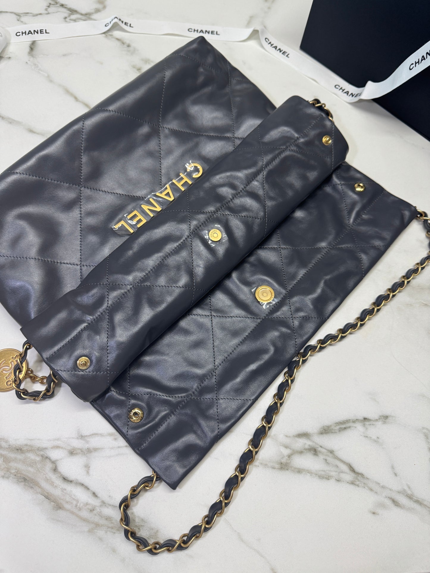 CHANEL 22Bag 小號 深灰色