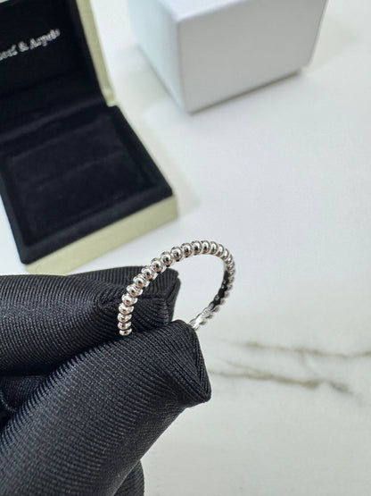 VCA Perlee Ring