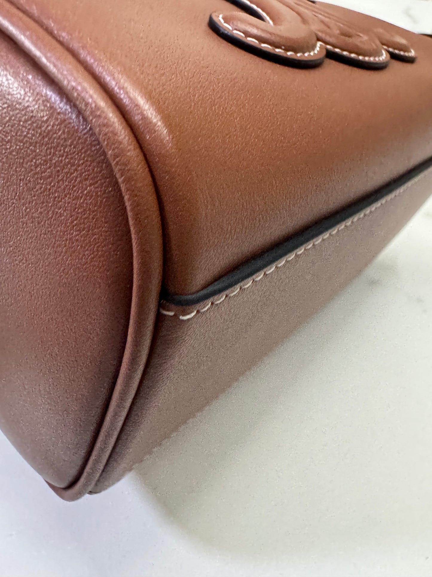 CELINE Triomphe Boston 棕色