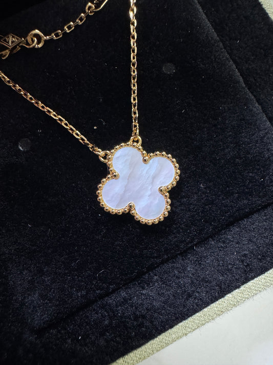 VCA Vintage Alhambra 白貝母金色項鏈