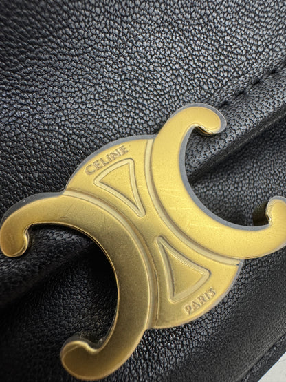CELINE Soft Triomphe Besace