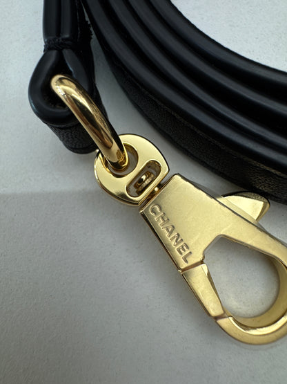CHANEL 26A Mini 保齡球包 黑色